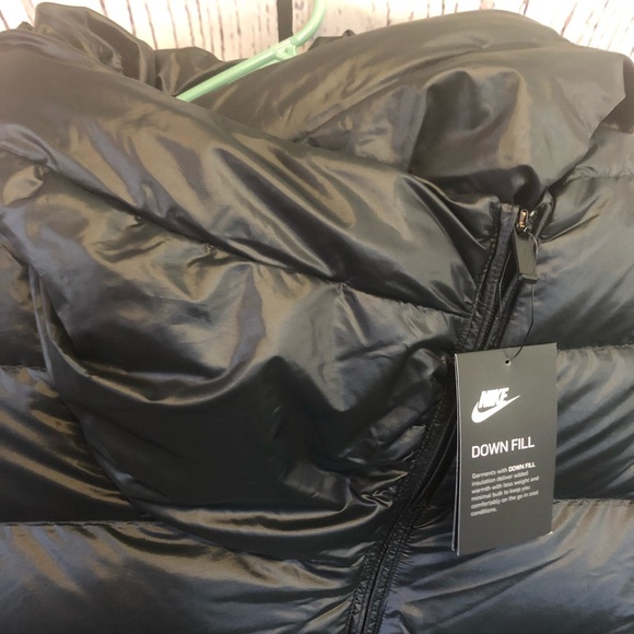 Nike puffer Down Filled jacket/coat - Picture 8 of 8